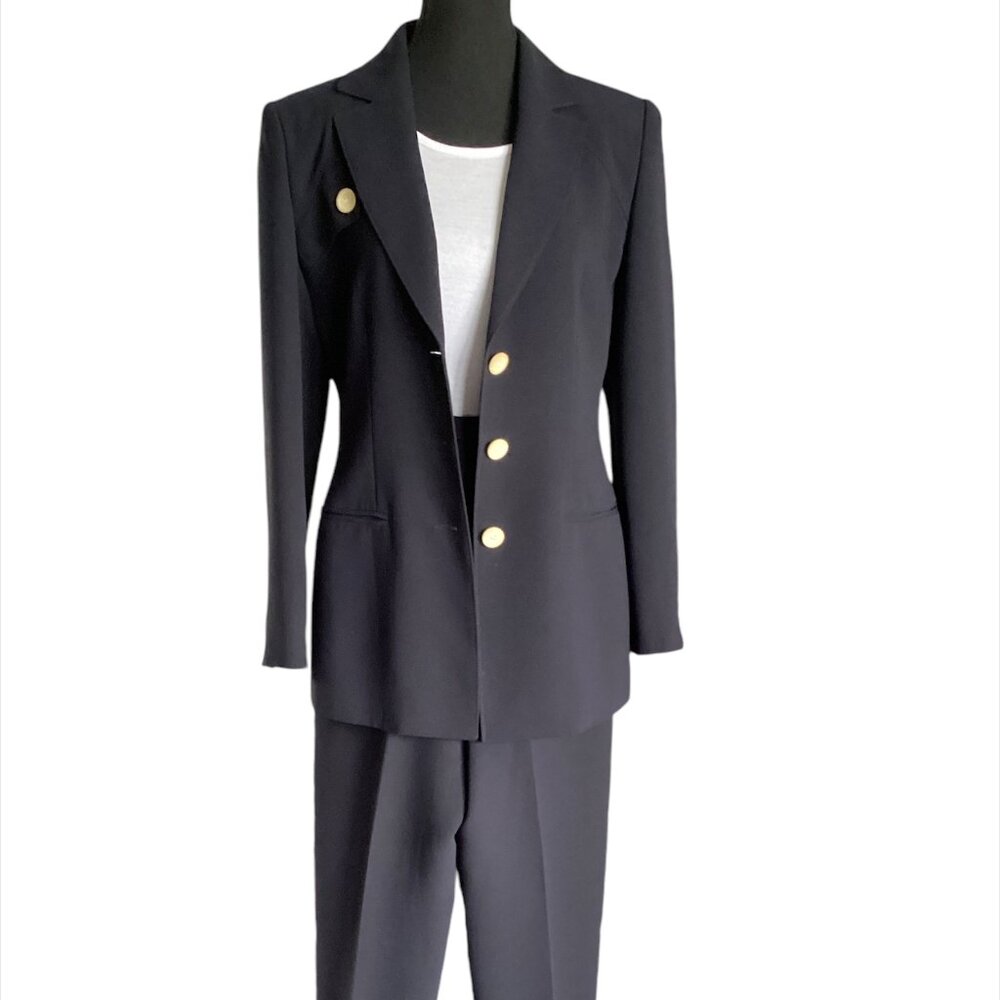 Milli 2-Piece Pant Suit, Sz 40, Navy, Classy, Business, Blazer, Pants